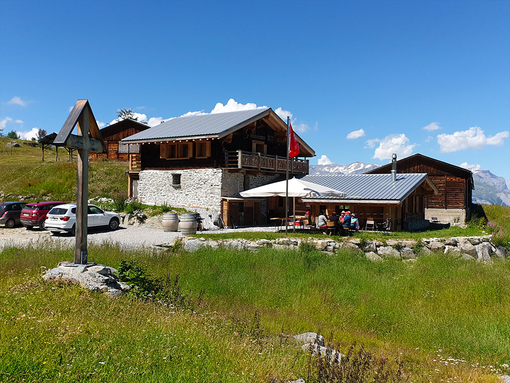 Gîte des Arolles en été